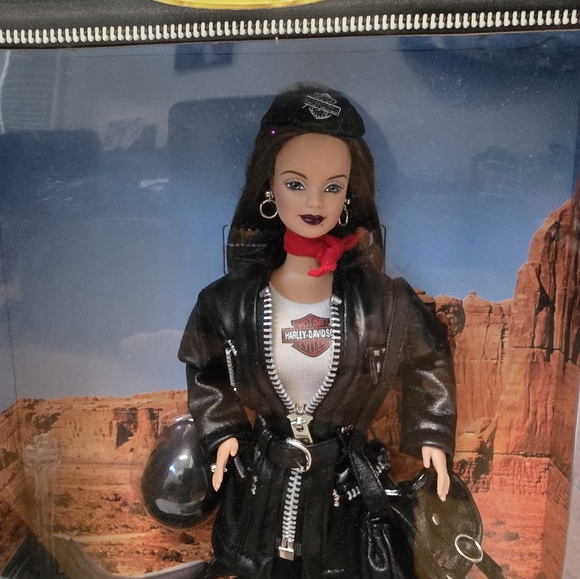 Mattel Barbie Collector's Edition Harley Davidson 1998 NIB - Picture 2 of 11